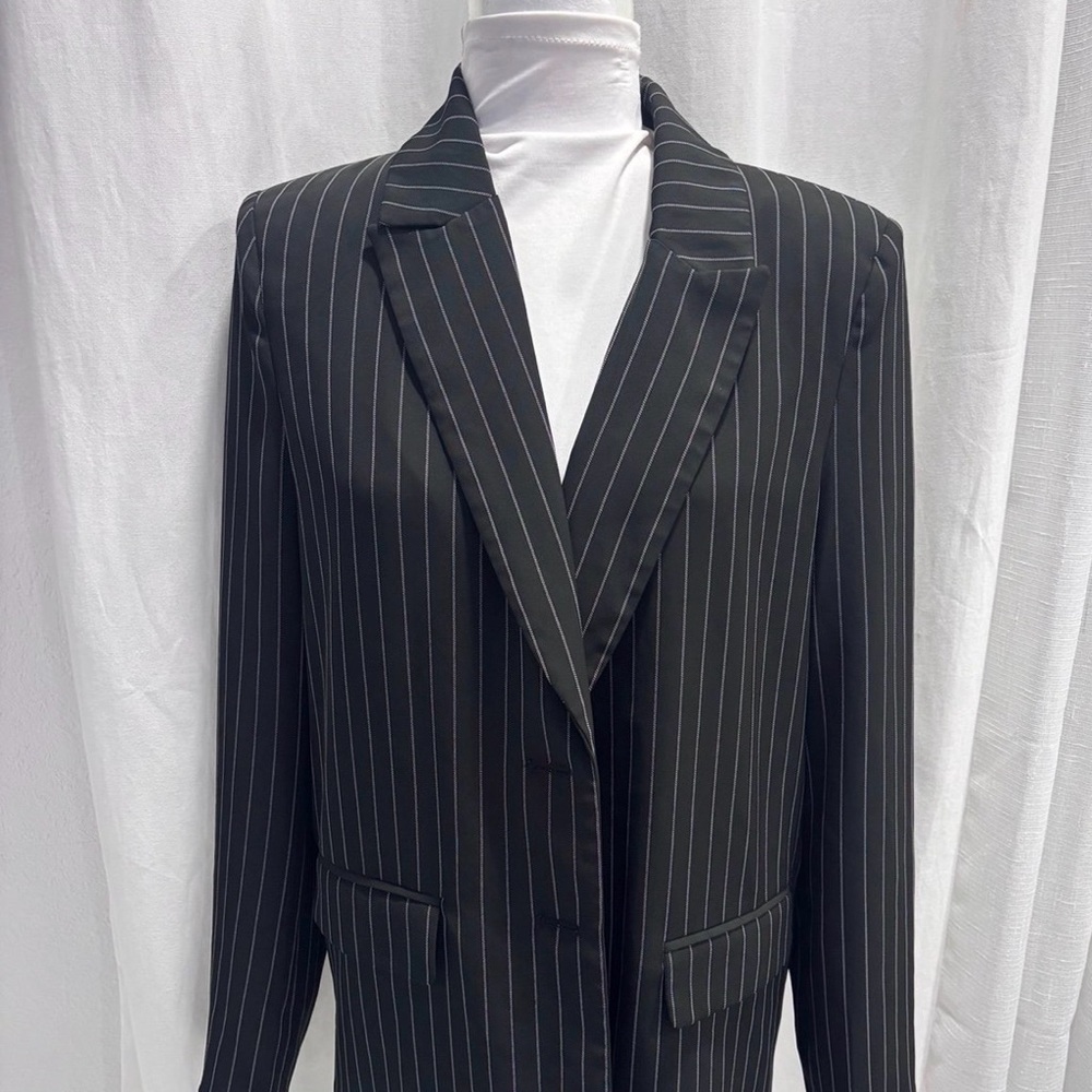 Forever 21 Black Striped Women's Blazer